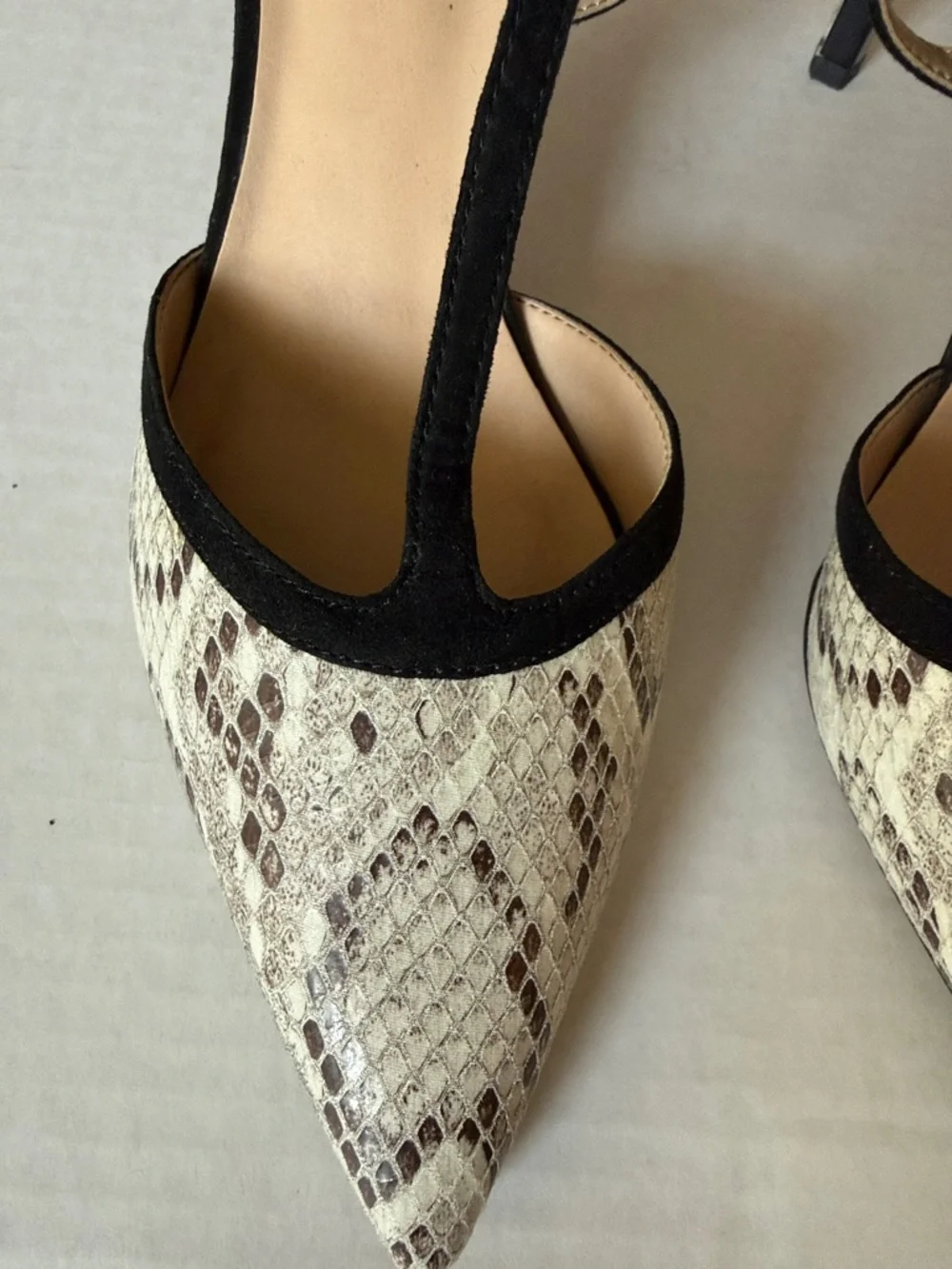 Franco Sarto Black T-Strap Snake-Print Pointed Heels - Picture 2 of 8
